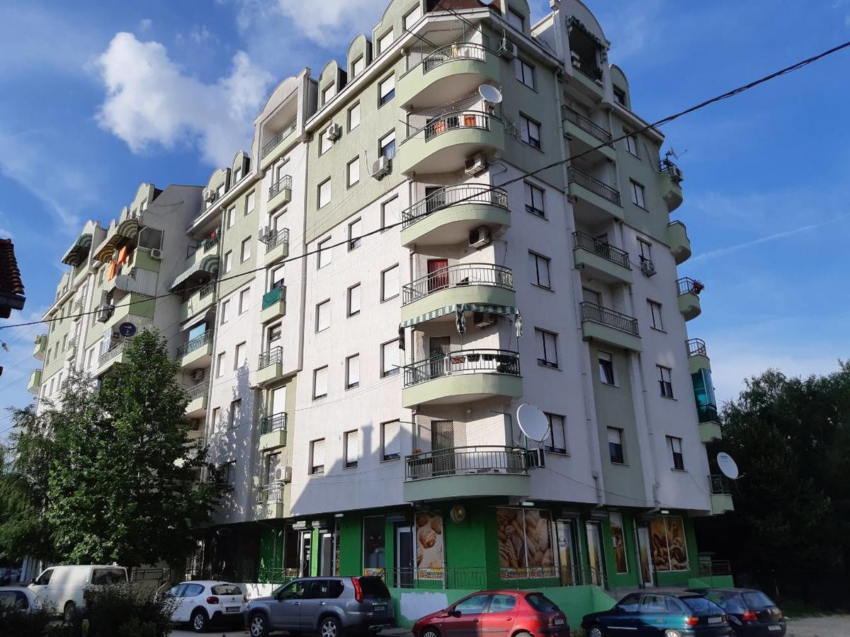 Apartment Union Kumanovo Kültér fotó