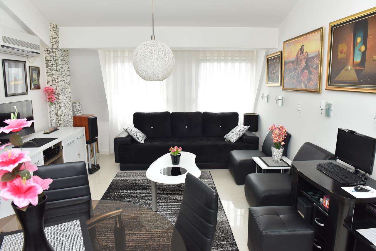 Apartment Union Kumanovo Kültér fotó